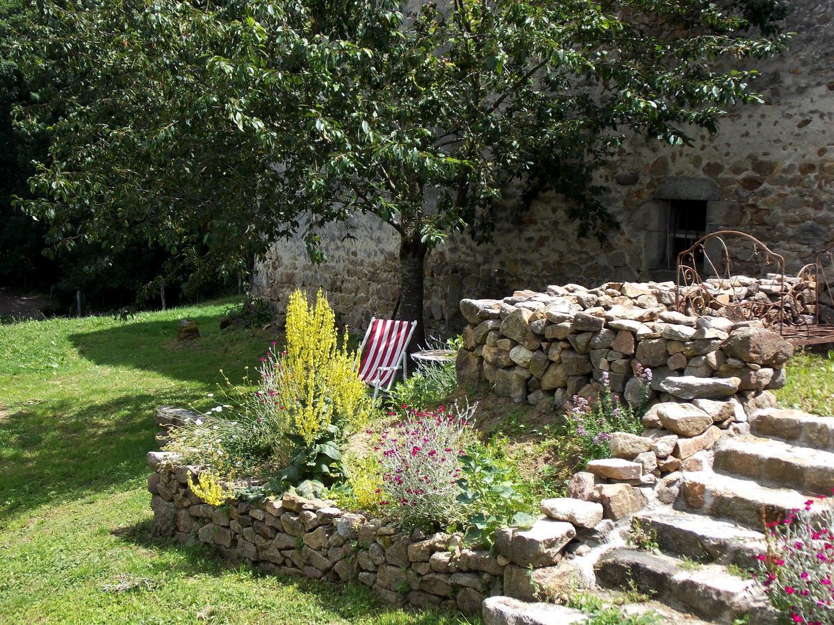 La Rosiere Bed & Breakfast Auzelles ภายนอก รูปภาพ